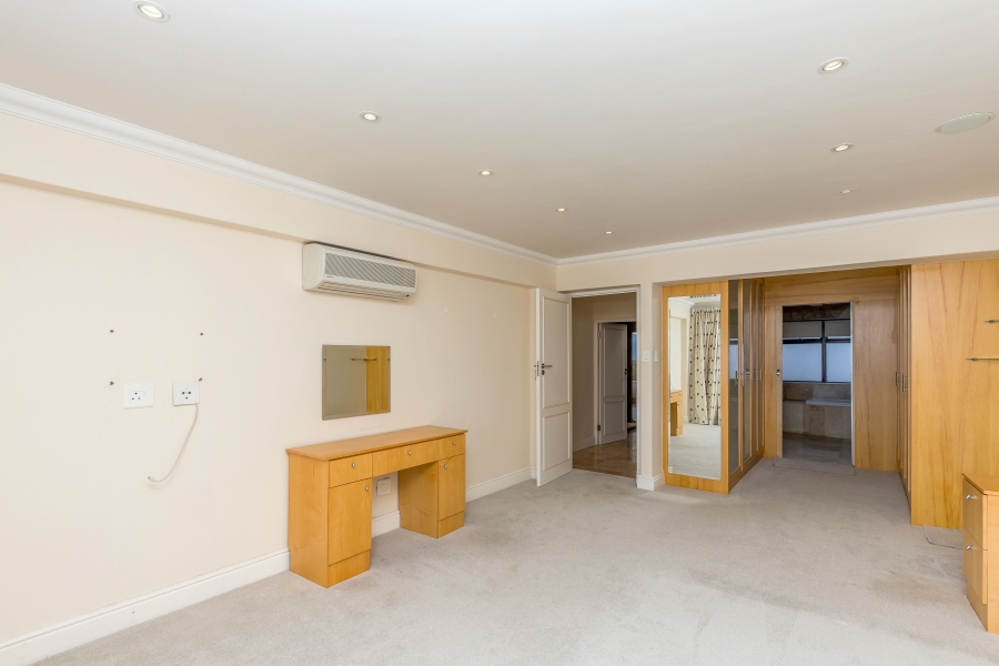 To Let 2 Bedroom Property for Rent in Sea Point Western Cape